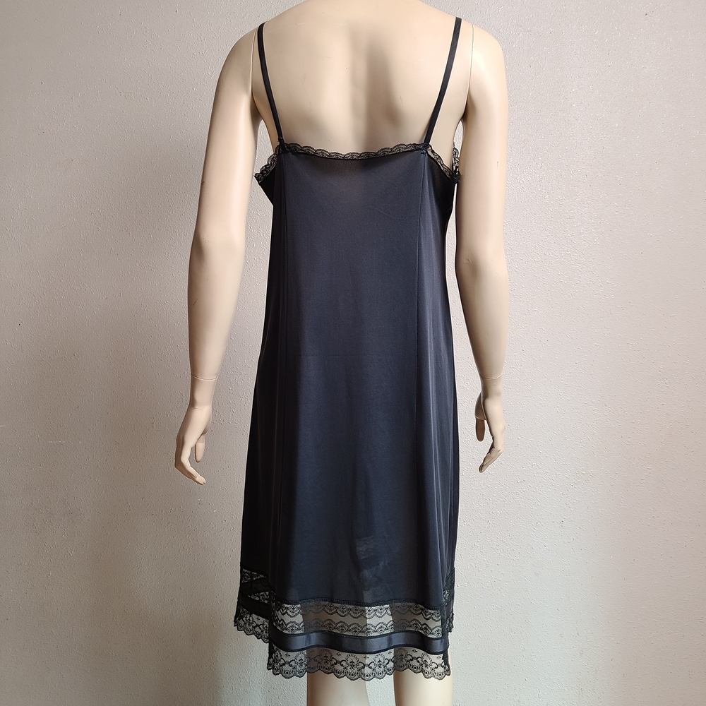Vanity Fair Black Lace Chemise - Picture 6 of 8